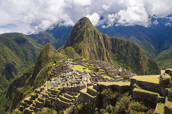 Machu Picchu is a wonder of the world, you’ll find in which country?